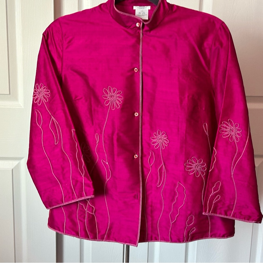 SILK MOCK NECK BLOUSE-MADE IN ITALY NWOT